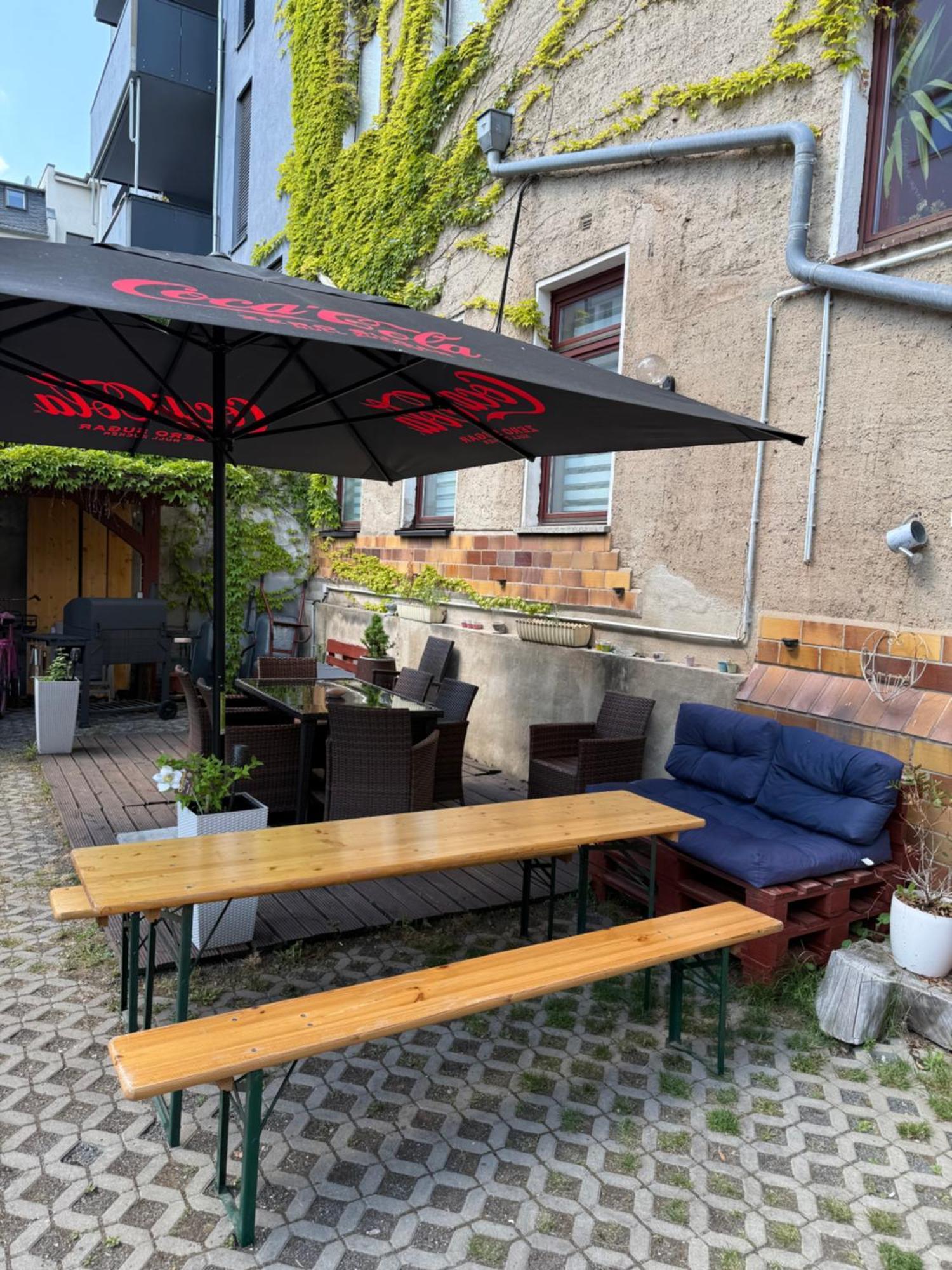 Schoene Wohnung In Bestlage Inclusive Parkplatz Lipsia Esterno foto